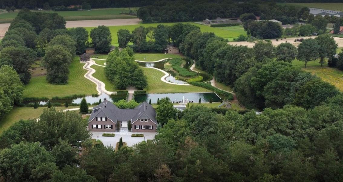 Landhuis Hotel De Hilkensberg Broekhuizen  Esterno foto